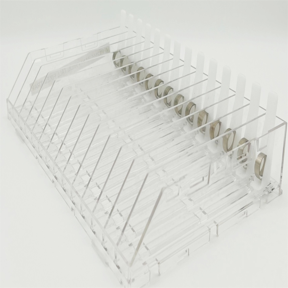 Plateau poussoir en plastique de 14 largeurs